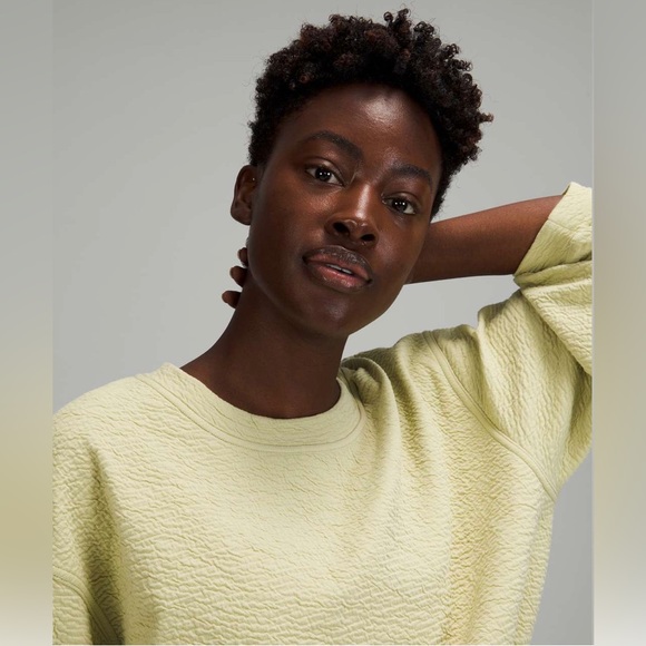 NWOT Lululemon Textured Crewneck Pullover size 2 - Picture 6 of 10